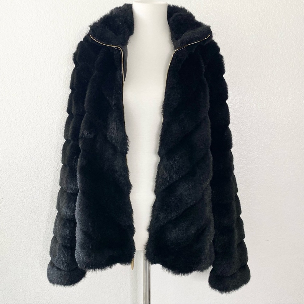 ELLEN TRACY Black Faux Fur Jacket Coat - Picture 3 of 7